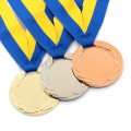 Medalhas esportivas de ouro em branco de liga de zinco personalizadas baratas para impressão